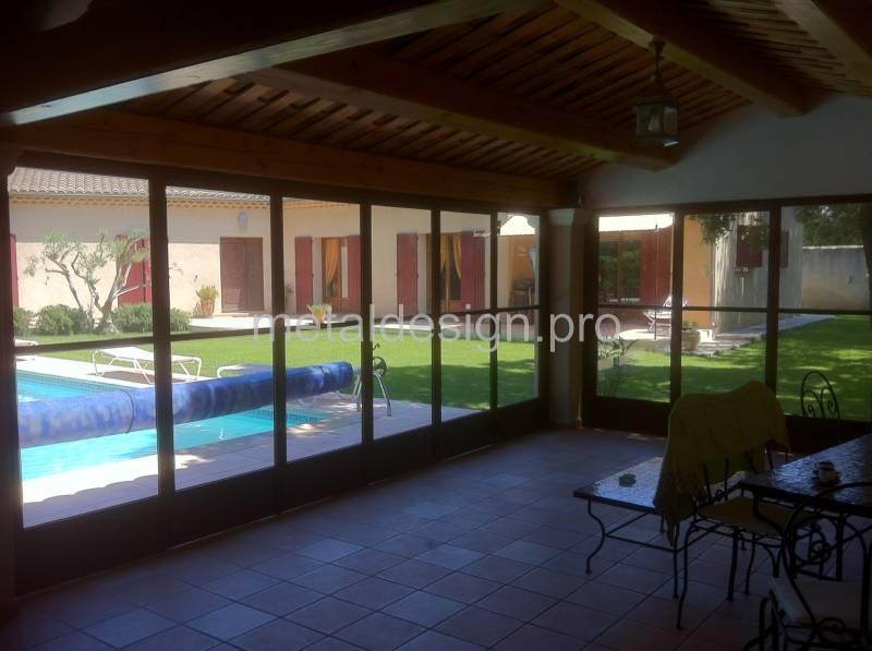 Cuisine d'été protégée