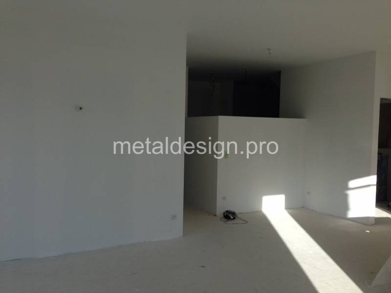 Réalisation d'une verrière intérieur d'angle en acier pour salle d'eau à GRANS 13