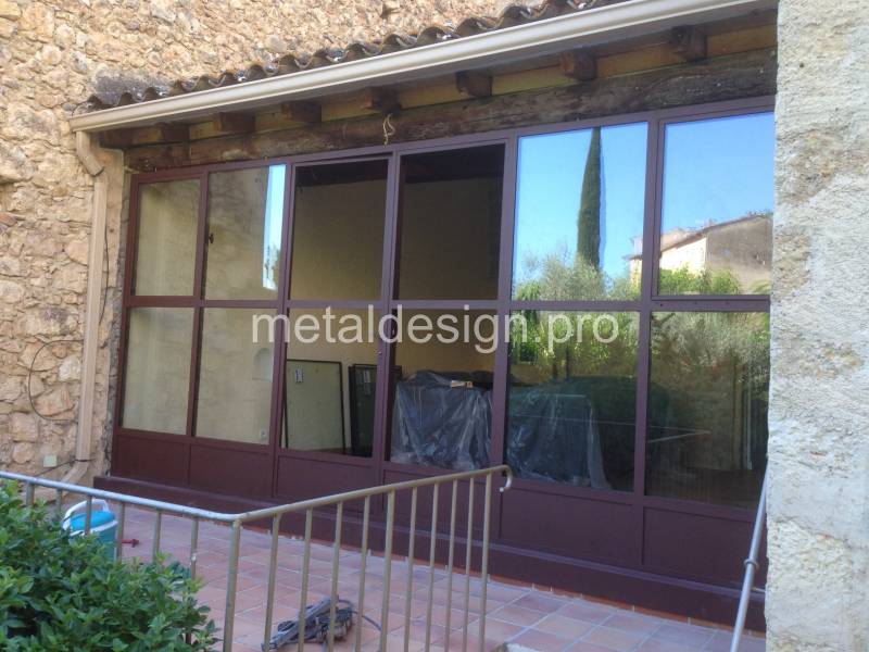 Création d'une baie vitrée dans maison provençale proche de Cadarache