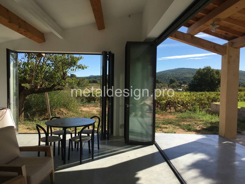 Double baie vitrée sur mesure pour pool house