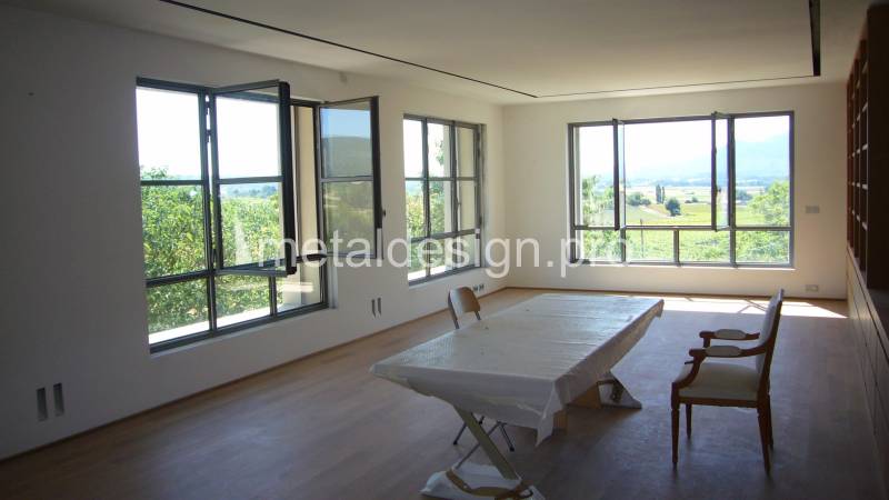 Fenêtre de grande dimension