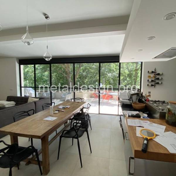 Fabrication et pose d'une grande baie vitrée à Aix-en-Provence