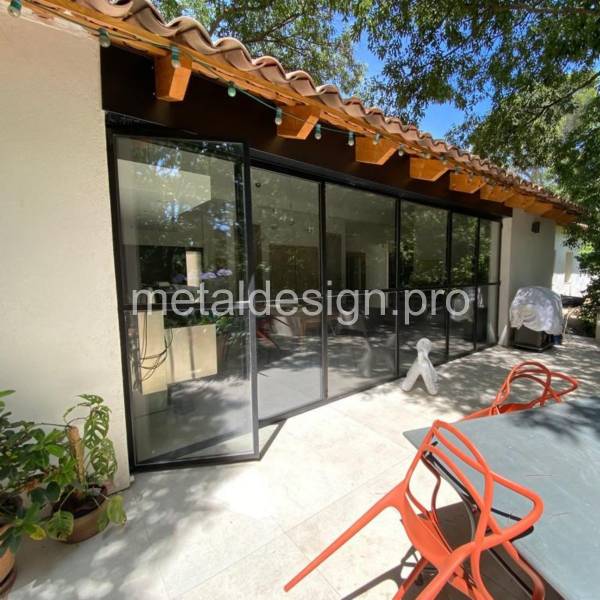 Fabrication et pose d'une grande baie vitrée à Aix-en-Provence