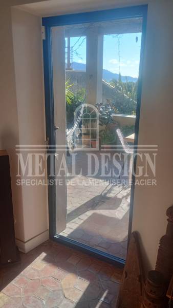 Ensemble de fenêtre en acier à Marseille 13